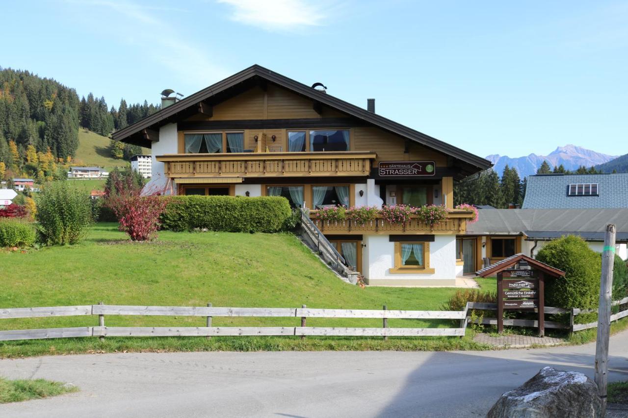 Gaestehaus Strasser Riezlern Dış mekan fotoğraf
